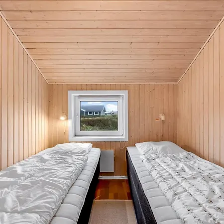Nyaraló Elnur - 100m From The Sea By Interhome *
