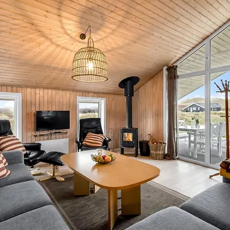 Nyaraló Elnur - 100m From The Sea By Interhome