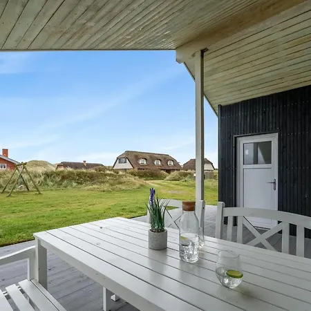 Nyaraló Elnur - 100m From The Sea By Interhome Harboør